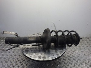 Federbein vorne rechts VW Golf IV (1J) 1.4 55kW 75PS Stoßdämpfer