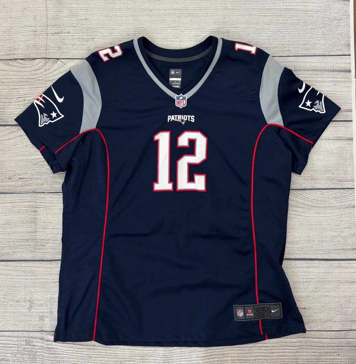 Preços baixos em Tom Brady New England Patriots NFL Camisas