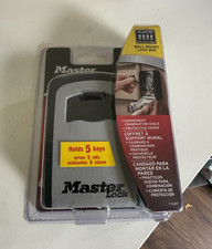 Master Lock 5401D Wall Mount Combination Key Safe, Protective Cover