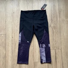 NWT Under Armour Black and Purple Cropped Leggings Women  s Large