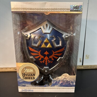 Legend Of Zelda Hylian Shield 12''  Painted Statue First 4 Figure Magnetic Base