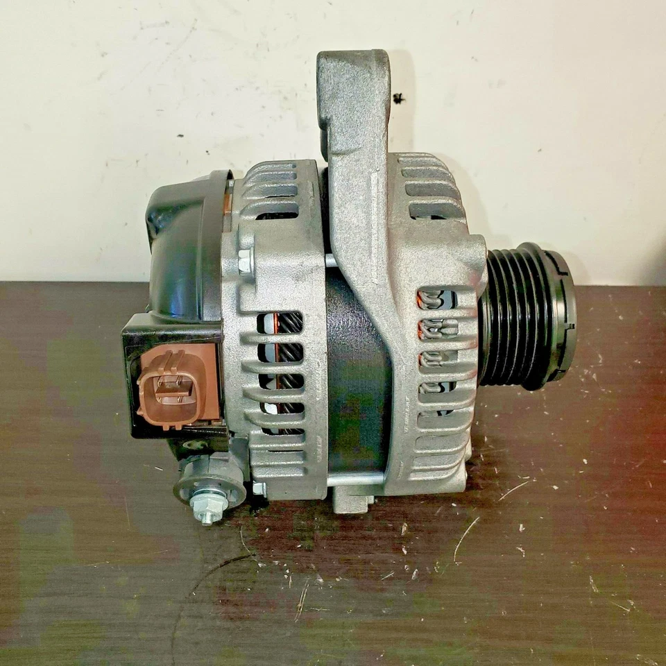 Alternador Toyota Sienna L4 2,7 litros 2011-2012 1AR-FE OEM/Reman por RR_Alternator Foto 4 de 4