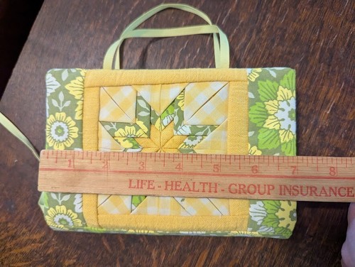 Handmade Quilted Folded Star Paperback Book Cover with Bookmark Handles Yellow - Picture 10 of 11
