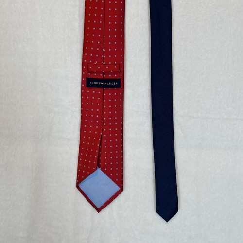 TOMMY Hilfiger Red Geometric TIE 100% Silk necktie Polka Dots - Picture 7 of 12