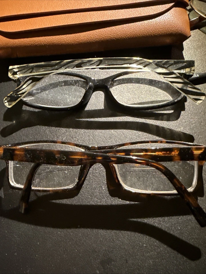 Lote De 4 Monturas De Gafas De Colección Hombre’s Mujer’s 70s-80s (2) Plástico (2) Metal Foto 3 de 4