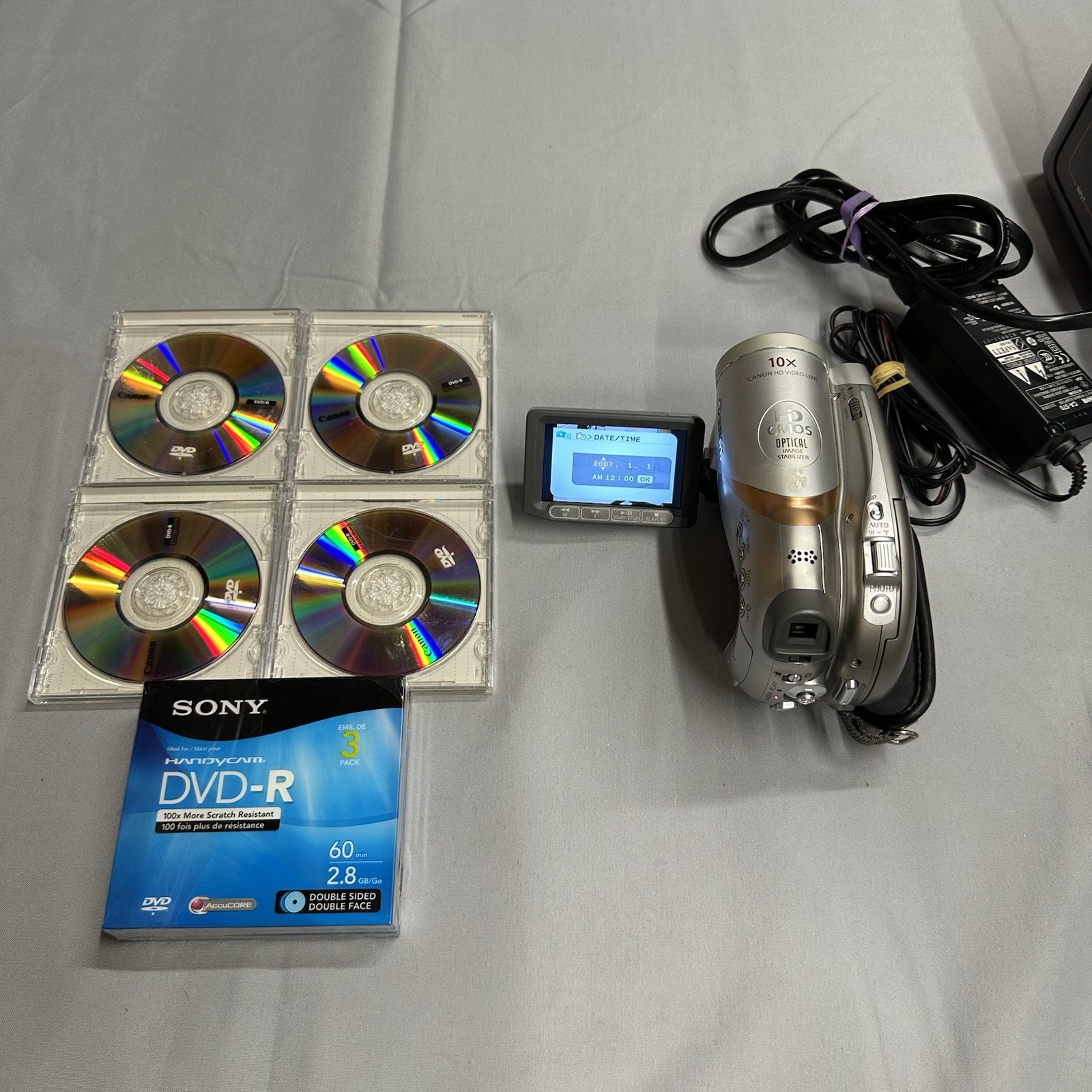 Hd High Definition Dvd Digital Video Camera + Dvd-r Discs