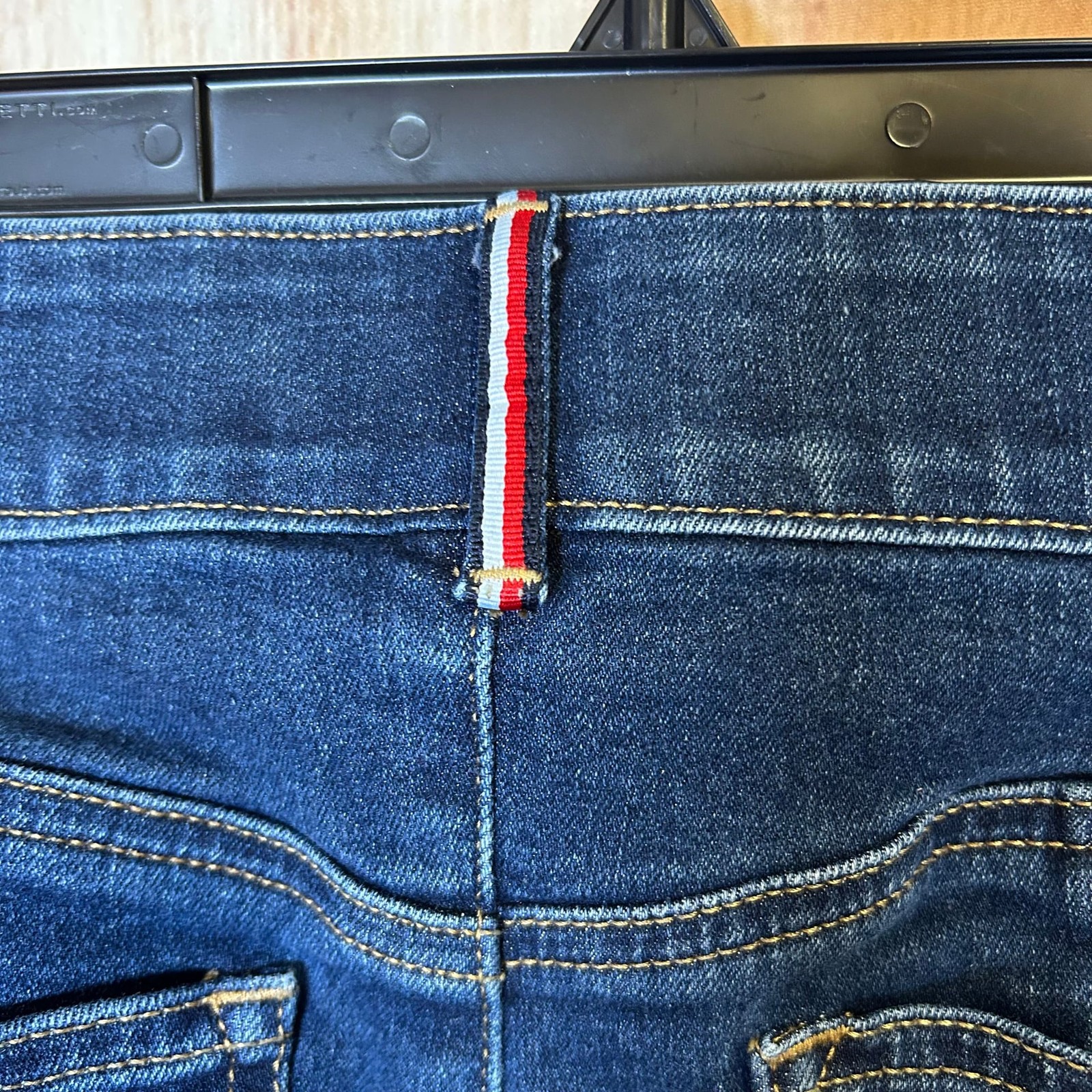 Tommy Hilfiger Womens Jeans Sz 12 Large Mid Rise Stretch Denim Cropped #215 thumbnail 11