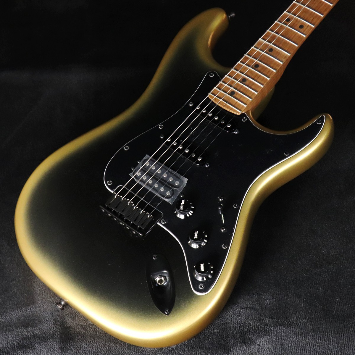 Fender FSR American Professional II ST Fender FSR American Pro II Thinline Tele - Pink