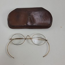 Vintage Goldtone Wire Rim Spectacle Eye Glasses, Oval Shape Lens Leather Case