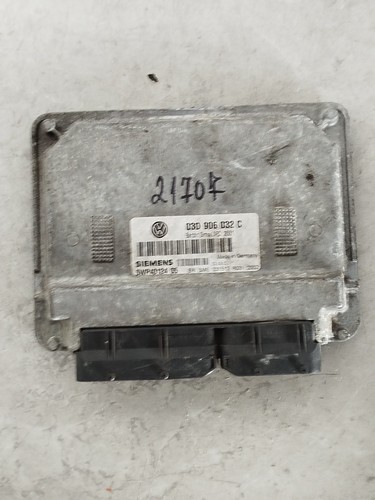 Original volkswagen Motorsteuergerät ECU 03d906032c