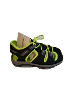 new balance water sandals