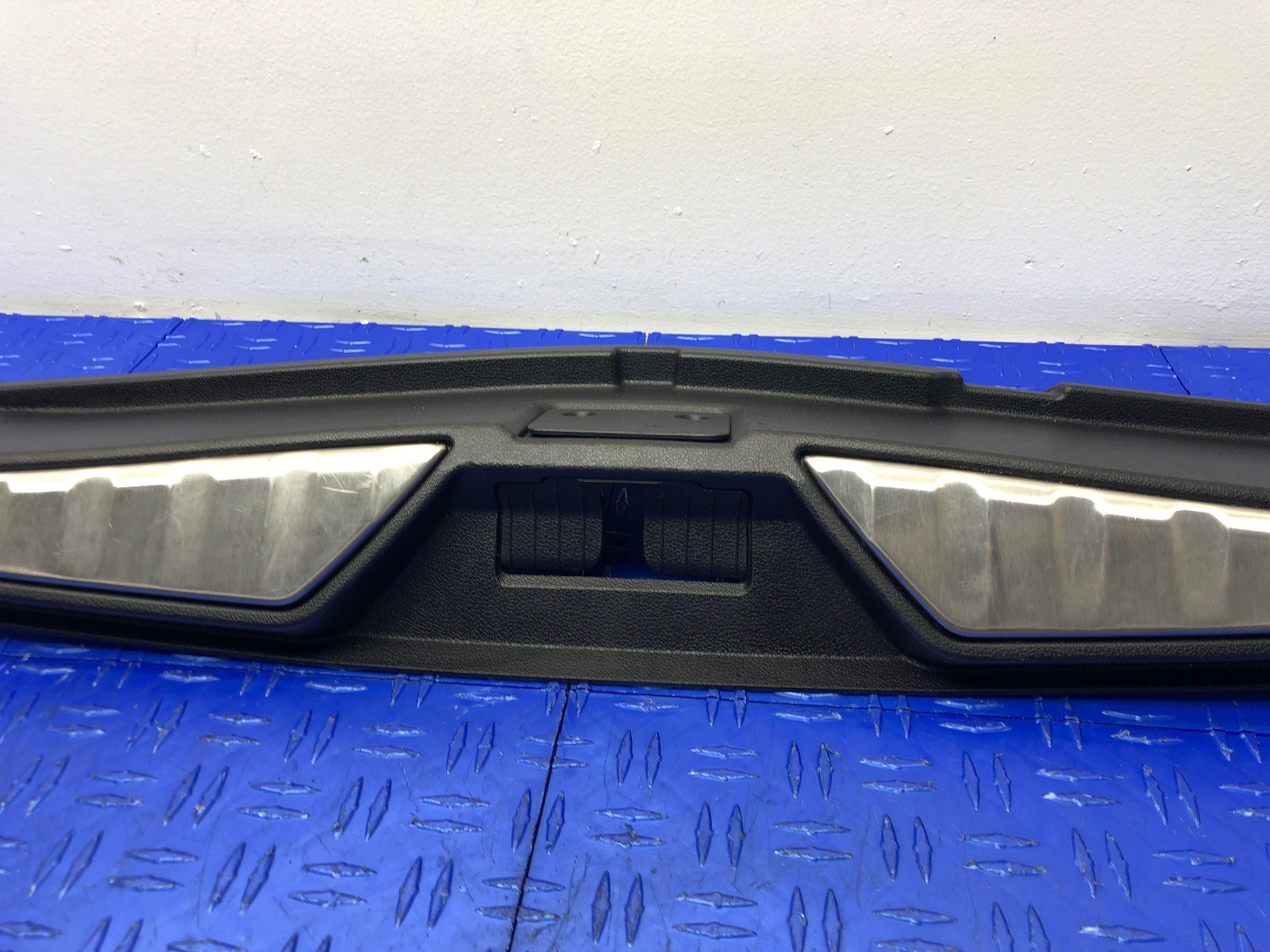 2013-2021 MASERATI QUATTROPORTE M156 REAR TRUNK SILL SCUFF PLATE TRIM PANEL OEM