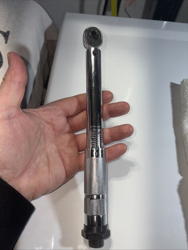 Pittsburgh Pro 1/4 Torque Wrench Click Type Appears New w All Papers Hard Case! - Picture 14 of 18