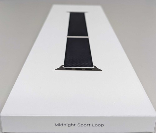 Véritable boucle sport Apple Watch (45 mm) pour Apple Watch Series 9 - Minuit - Photo 2 sur 3