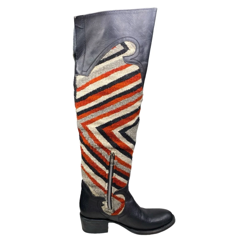 Botas Acolchadas Freebird By Steven Cabal Cuero Negro Sobre la Rodilla Talla US 6 Foto 4 de 4