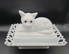 Vintage Westmoreland Milk Glass Cat Blue Eyes  Rectangular Covered Candy Dish