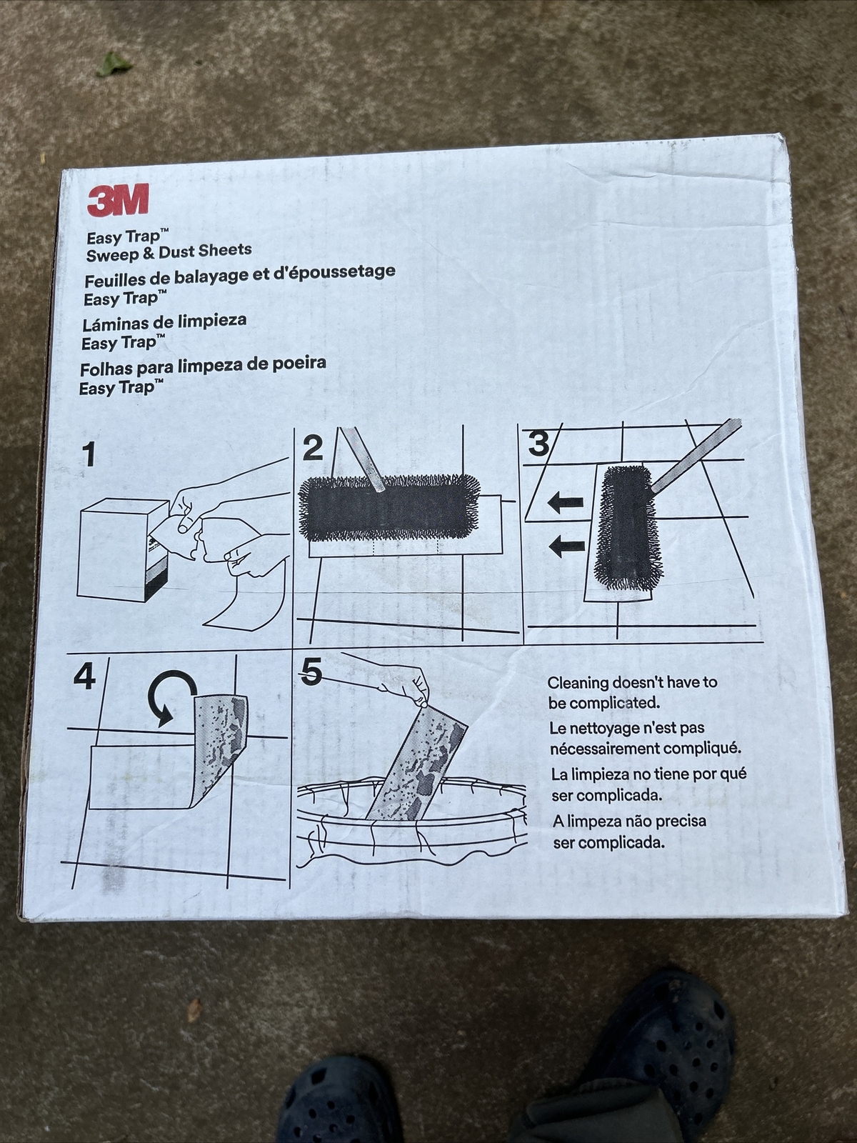 3M Easy Trap Sweep and Dust Sheets (1/Carton) 8&rdquo; x 125&rsquo; Carton 250 Sheets.