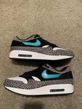 Nike air max 1 Atmos Elephant schilderij van Jos Hoppenbrouwers op canvas,  behang en meer