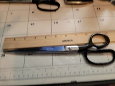 Clauss 3760 USA  Approx 5.5" Blades Fabric Scissors