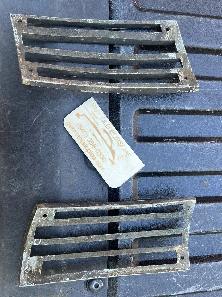 Juego de par de par de parrillas de bocina de 4 tornillos Early Porsche 911 912 SWB 1964 901 1965 1966 Foto 3 de 4