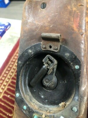 U.S.ARMY : Vintage WW2 Signal Corps Crank Field Telephone EE-8-b