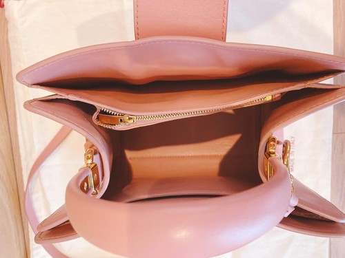 Salvatore Ferragamo Gancini Schultertasche rosa Einsatzart Leder gut - Bild 11 von 18