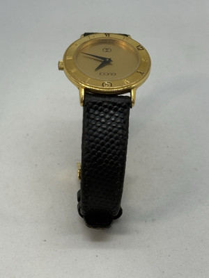 Vintage Men´s Gucci 3000 Quartz Gold Plated Watch 33mm Runs Vintage Men´s Gucci 3000 Quartz Gold Plated Watch 33mm Runs