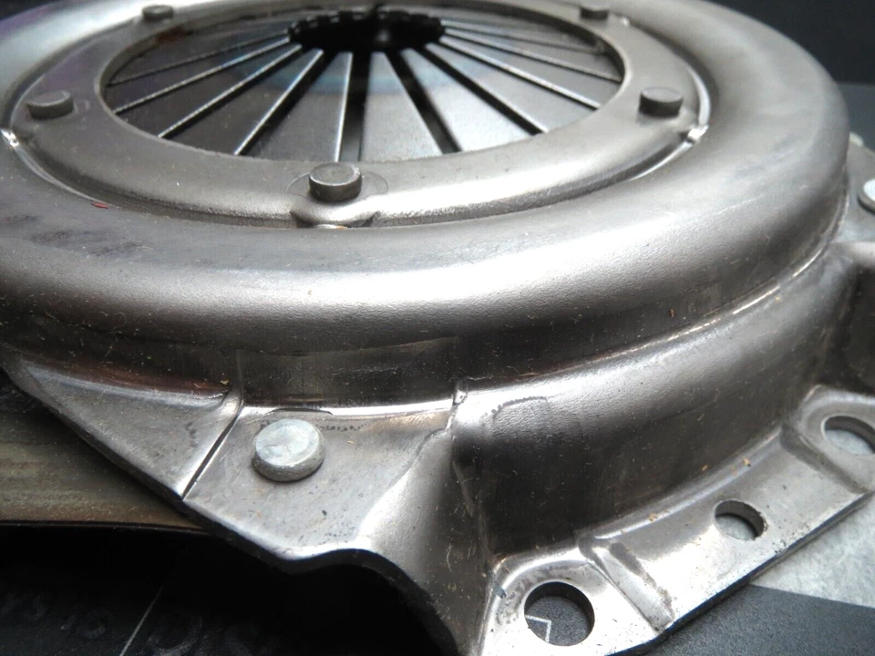 Placa de presión de embrague para Renault Alliance 1983-1987 - Hecho por LUK - ¡Envío rápido! Foto 3 de 4