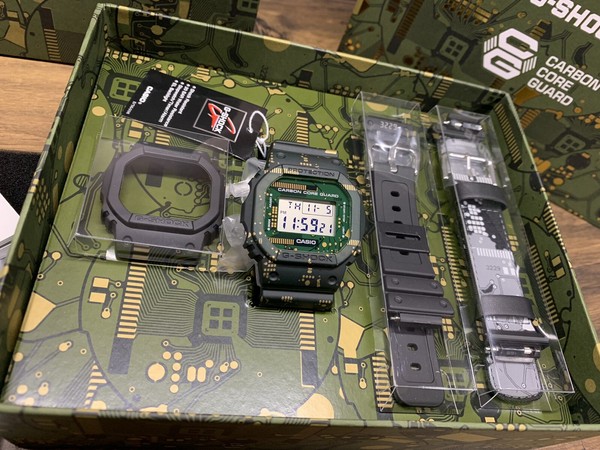 Casio G-shock LTD DWE-5600CC-3 Green Limited Hard Tu Find Rare Collab