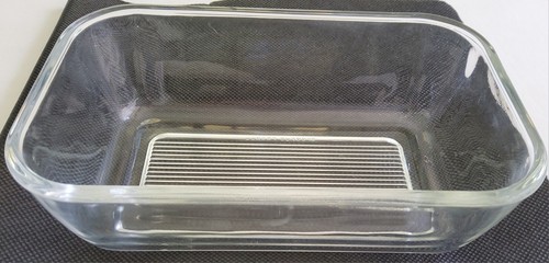 Vintage Glass Refrigerator Butter Dish With Embossed Cow Lid - Arcorac France - Picture 7 of 13