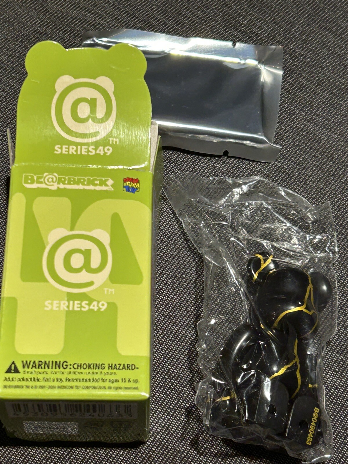 Bearbrick 100% series 49 Be@rbrick 49 Pattern Lightning