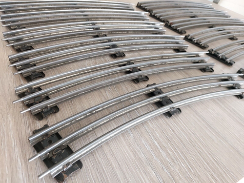 O Gauge HORNBY TRACK 12 x CURVED Rails / 3 Rail Electric Track (C) - Picture 5 of 8