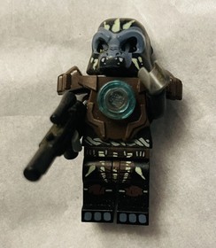 LEGO LEGENDS OF CHIMA  Gorzan GORILLA mini Figure Action Figure With Gun mattel