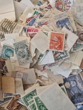 World 570g Bag Of Stamps Off Paper, Mixed Era- Used