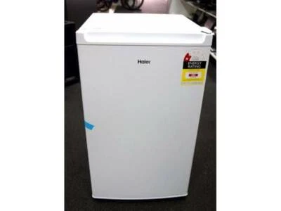 Used Bar Fridge In Melbourne Region Vic Fridges Freezers Gumtree Australia Free Local Classifieds