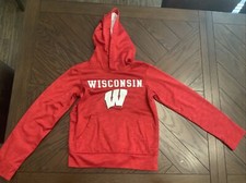 TEAM ATHLETICS BOYS YOUTH SIZE 8 S RED/WHITE HOODIE WISCONSIN BAGERS USED