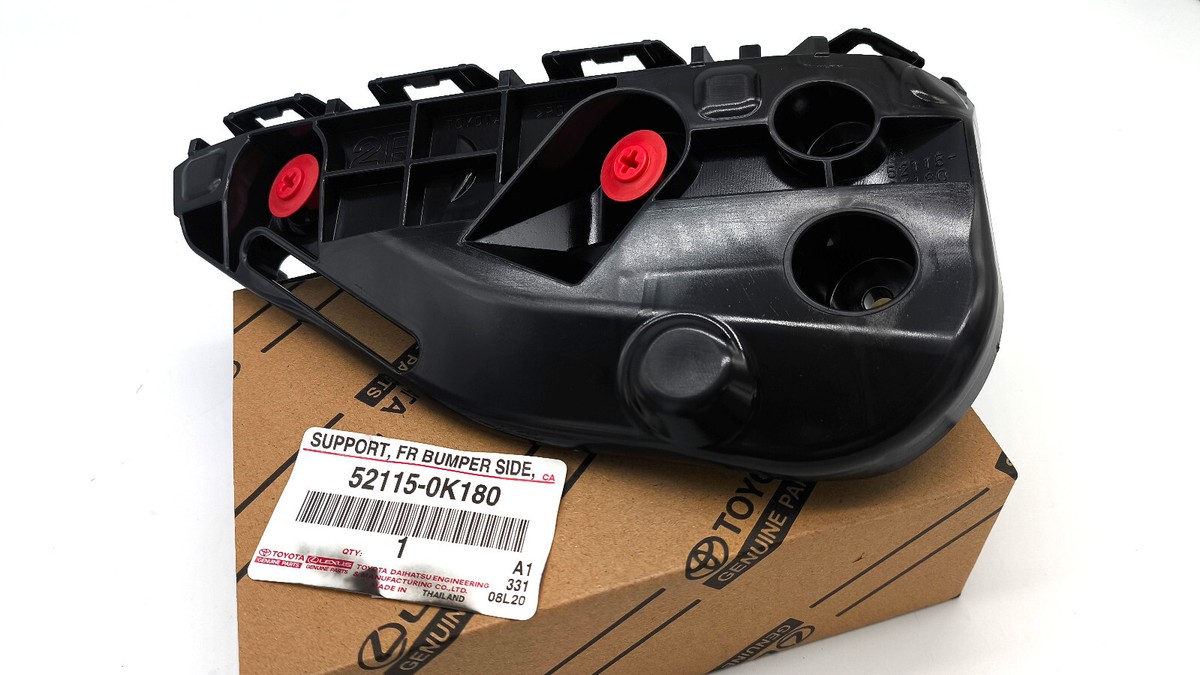 521150K180 Front Bumper RETAINER RIGHT SIDE For TOYOTA HILUX 01