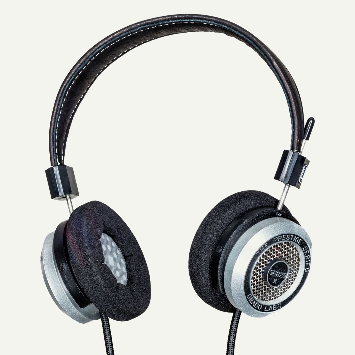 Casque Hi-Fi Grado SR325x idéal pour écouter du vinyle dans son fauteuil de salon