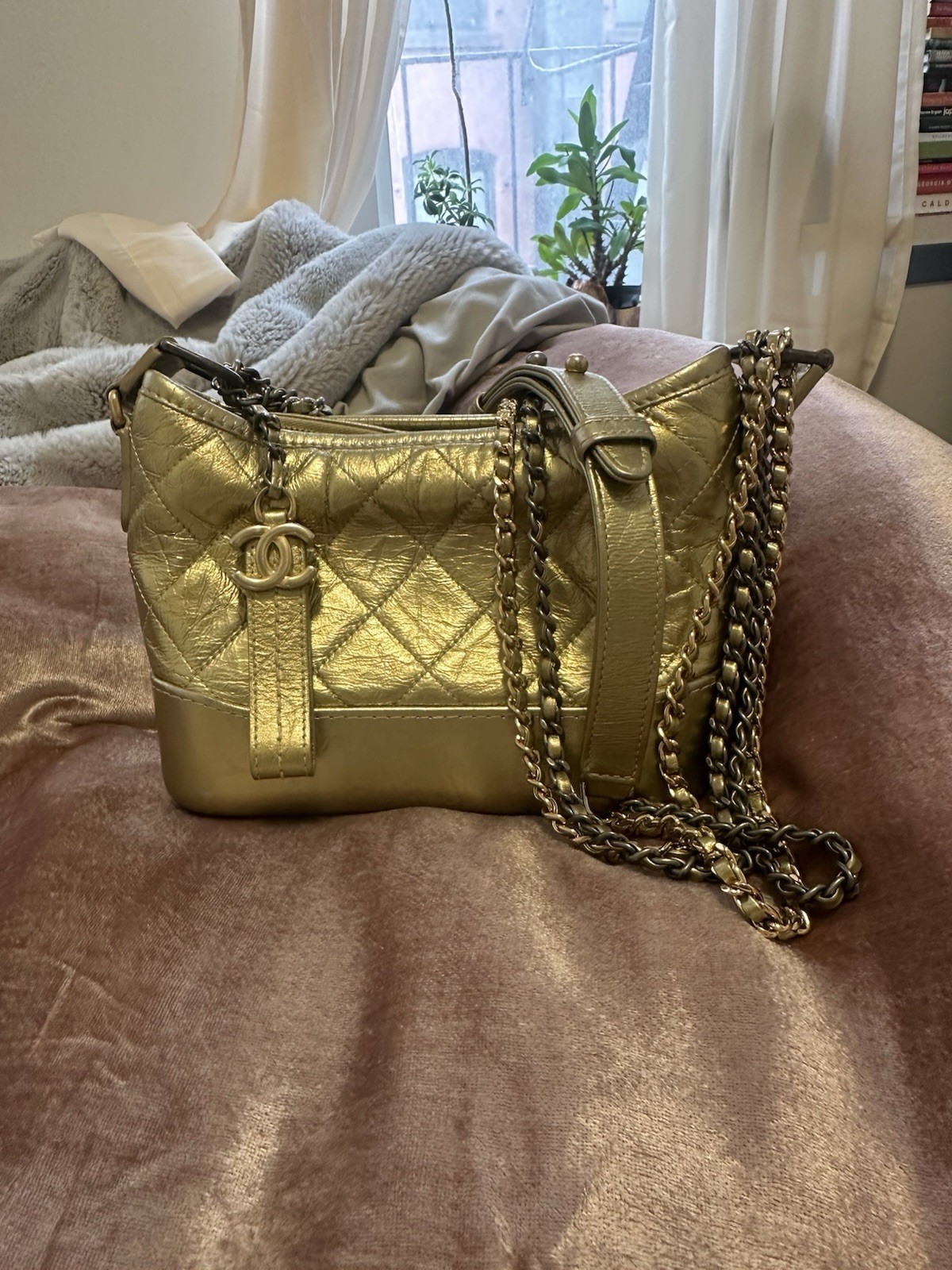 Authenticated Chanel Small Metallic Lambskin Gabr… - image 1