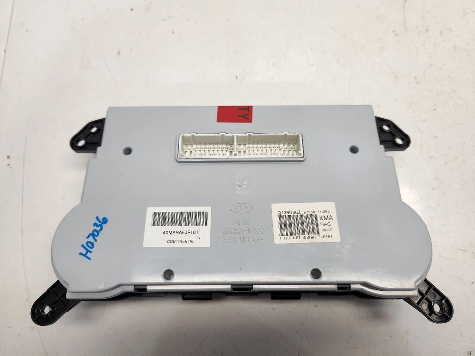 Kia Sorento EX 2011 (3,5 L) control de temperatura con aire acondicionado trasero PN: 972501U360 Foto 2 de 4