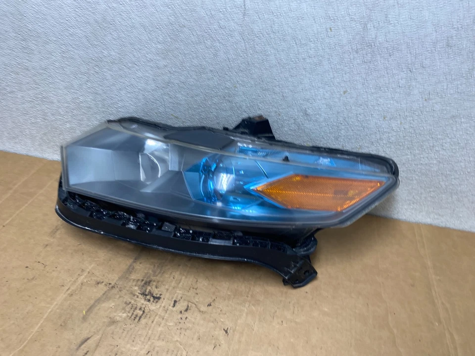 Faro halógeno izquierdo Honda Insight 2010 2011 conductor izquierdo T2047 DW Foto 2 de 4