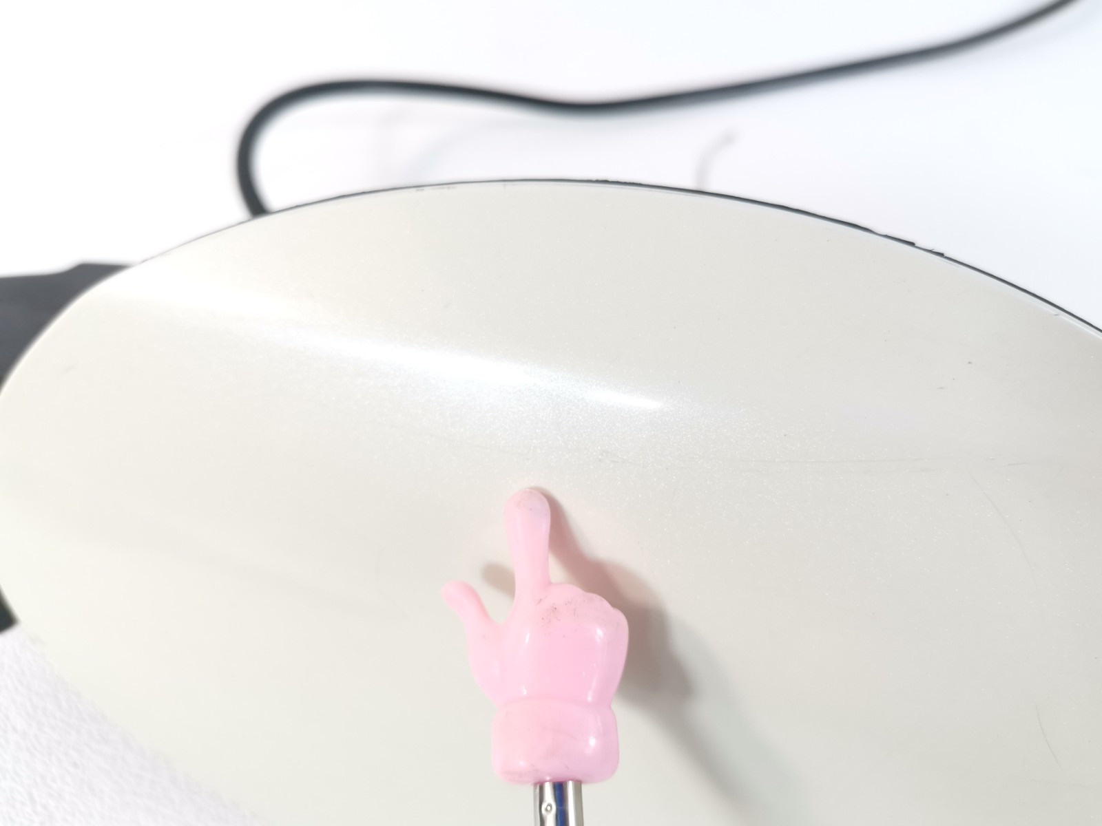Maserati Ghibli S 3.0 Q4 2014 Fuel Gas Tank Filler Cap Door White Color OEM