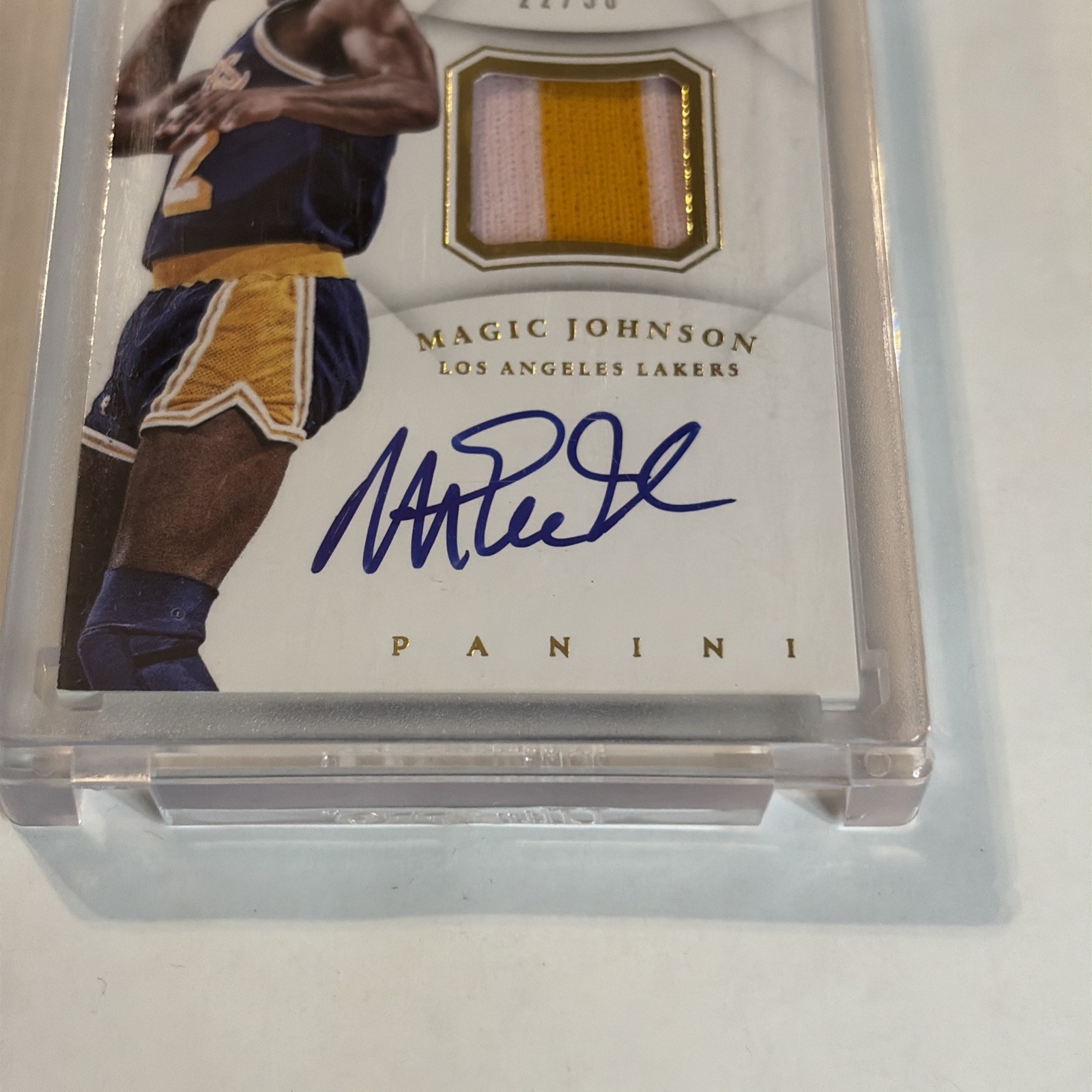 2012-13 Immaculate Magic Johnson Game Used Patch Auto 22/50 Lakers SP view 3