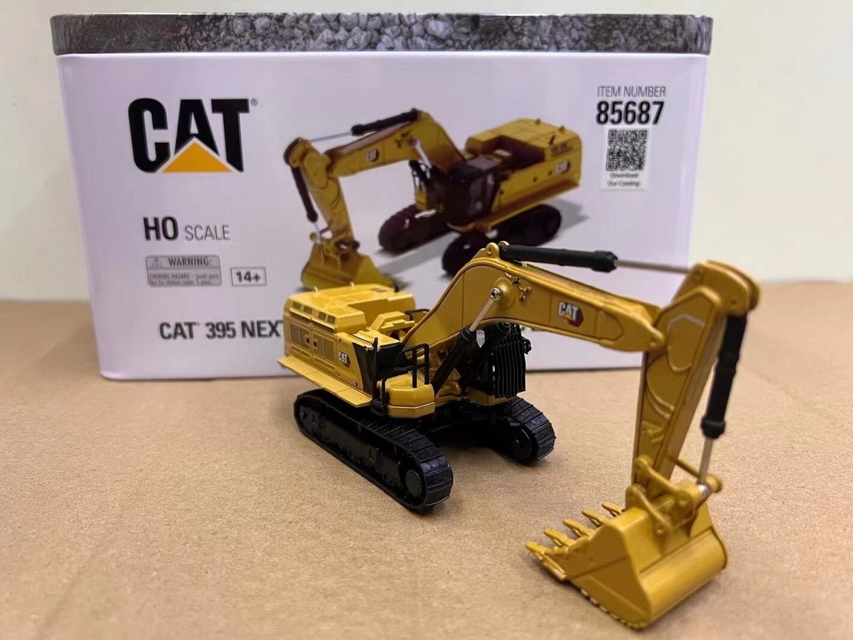 DM 1/87 CAT 395 Next Generation Hydraulic Excavator Diecast