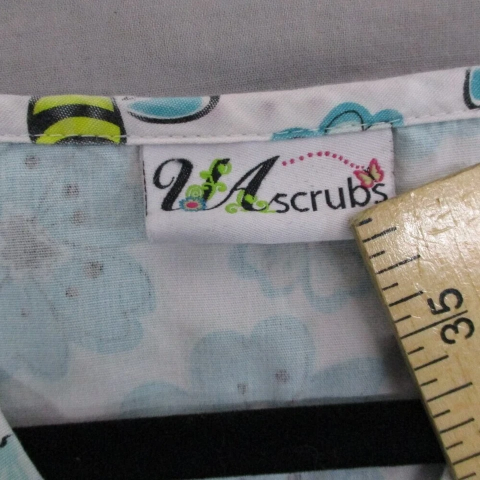 Blusa Médica UA Bumble Bee Flor Blanca y Azul Mujer Talla L Foto 4 de 4