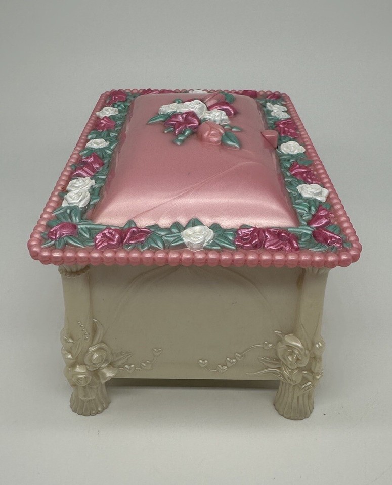 Vtg Fairy Winkles Kenner Cozy Keepsakes Jewelry box Play Set Tiny Home