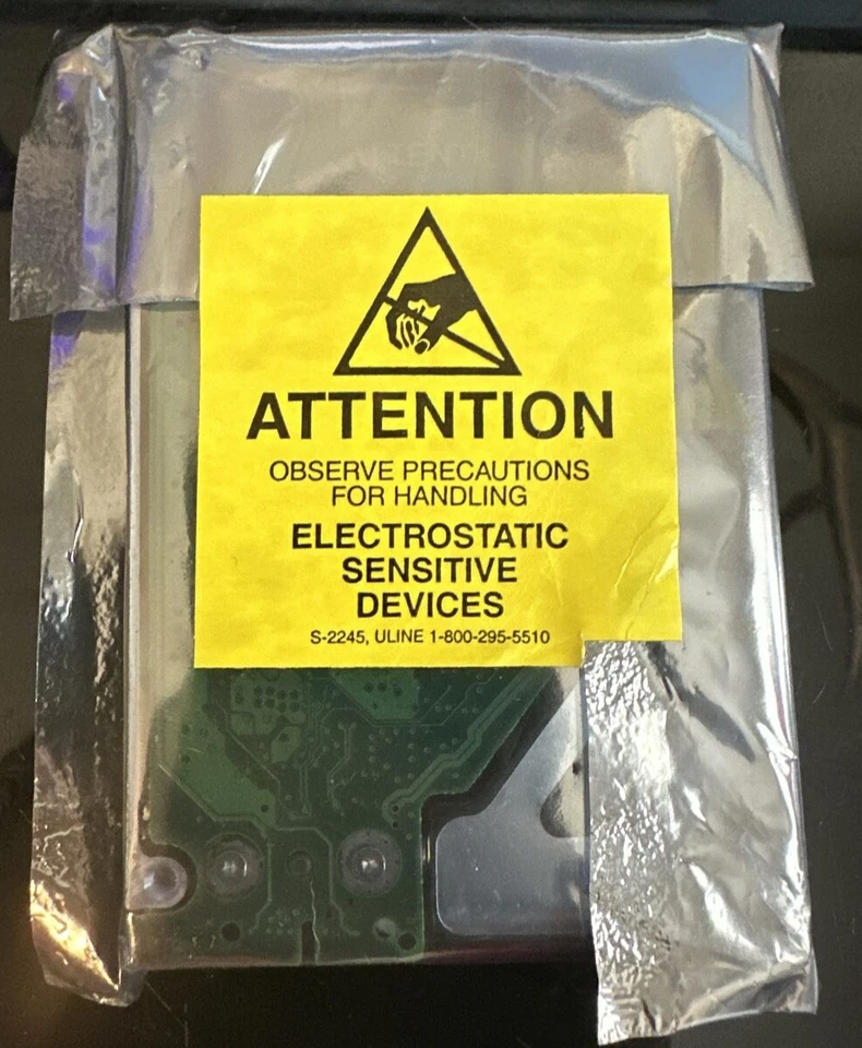 Dell Seagate 9FT066-050  73GB SAS 6Gbps 16MB 2.5" HDD internal hard drive - Image 4 of 4