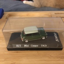  1969 Mini Cooper Green 1/43 Solido 1821 France