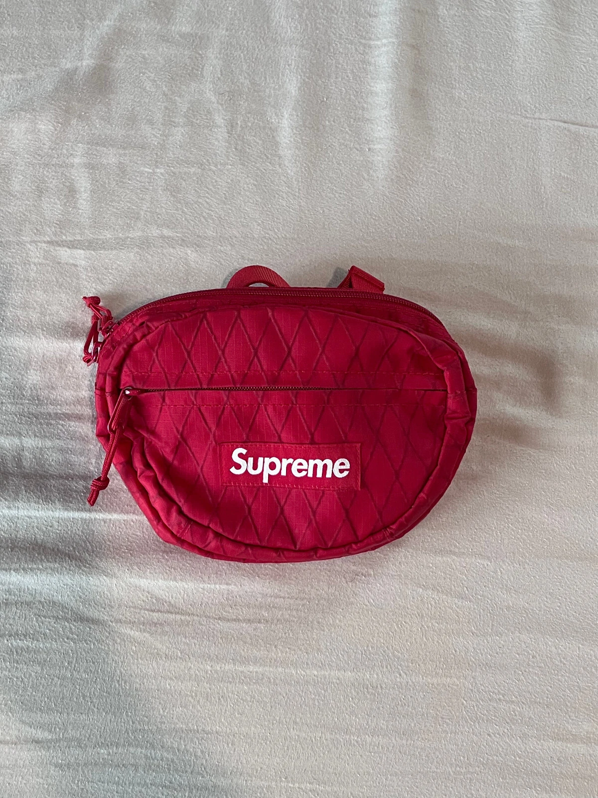 Sac taille Supreme FW 18 rouge