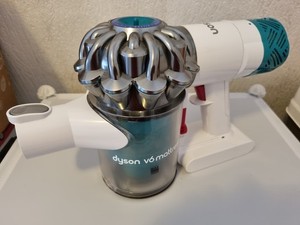 Dyson V6 mattress Akku Staubsauger mit viel Zubehör